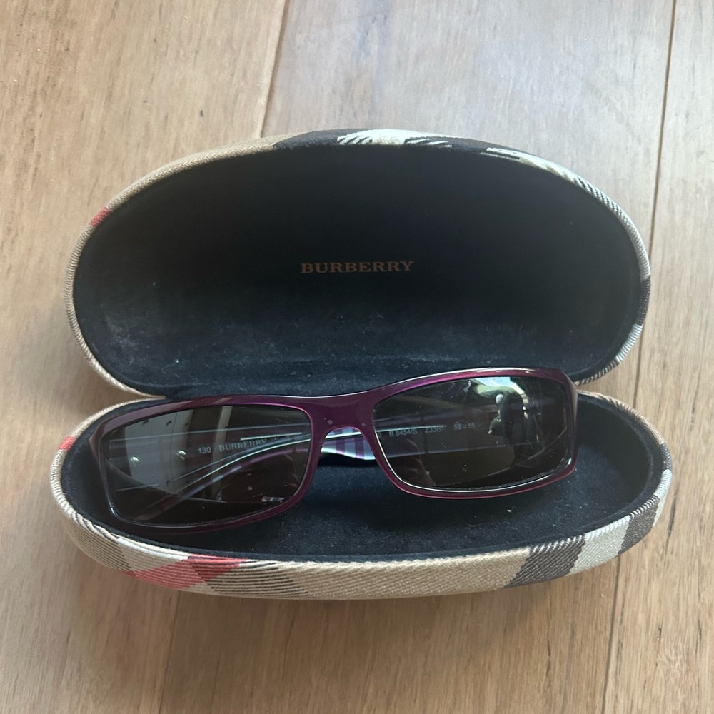 Burberry sunglasses